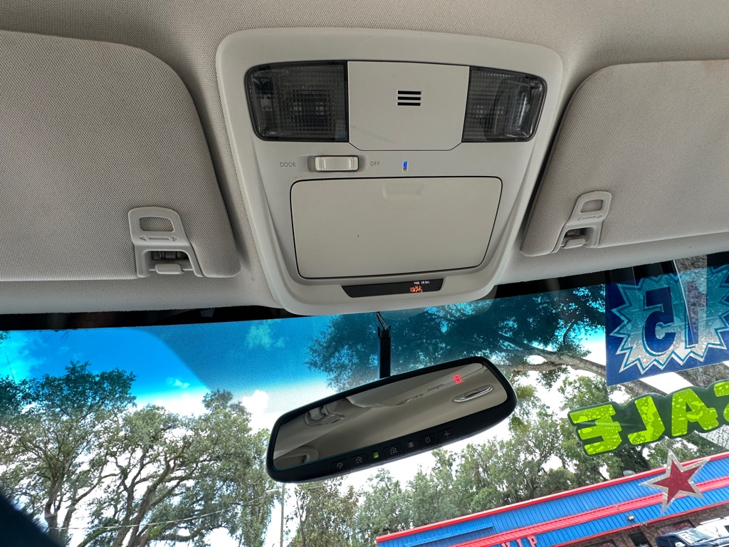 Photo 25 of this SUBARU LEGACY