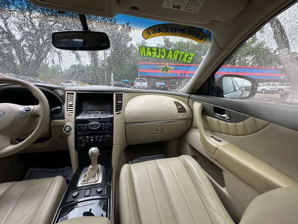 Photo 19 of this INFINITI FX37