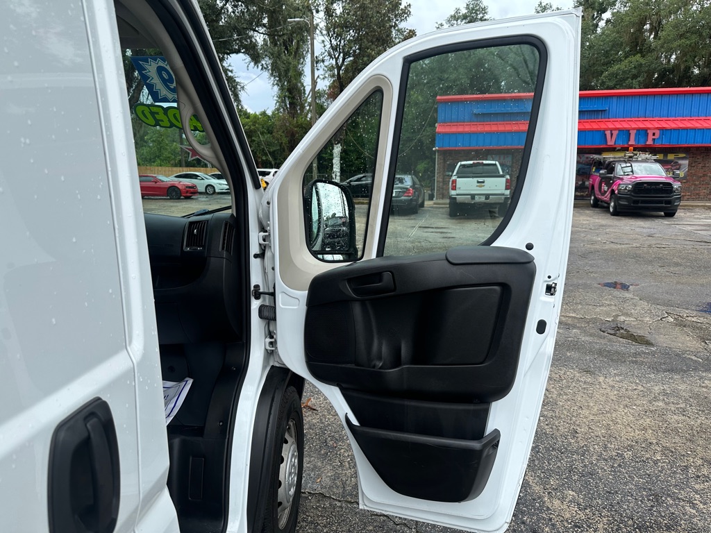 Photo 11 of this RAM PROMASTER 3500