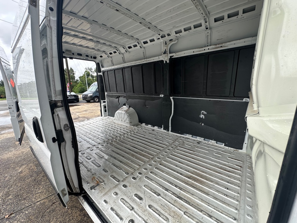 Photo 22 of this RAM PROMASTER 3500