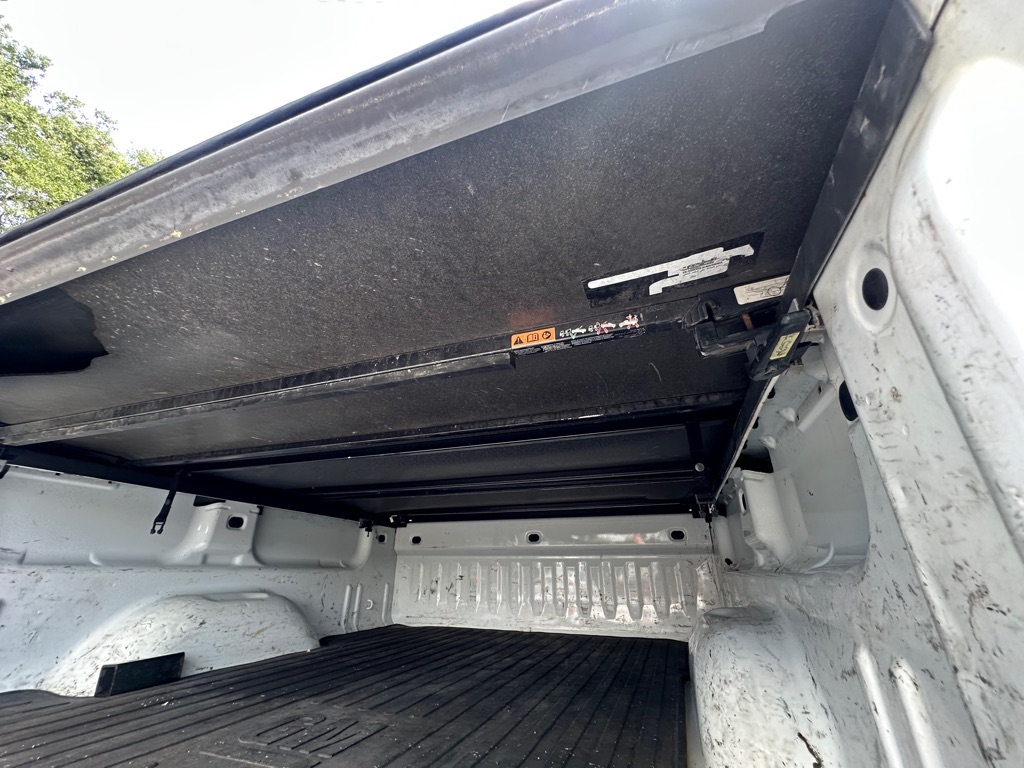 Photo 13 of this CHEVROLET SILVERADO 2500