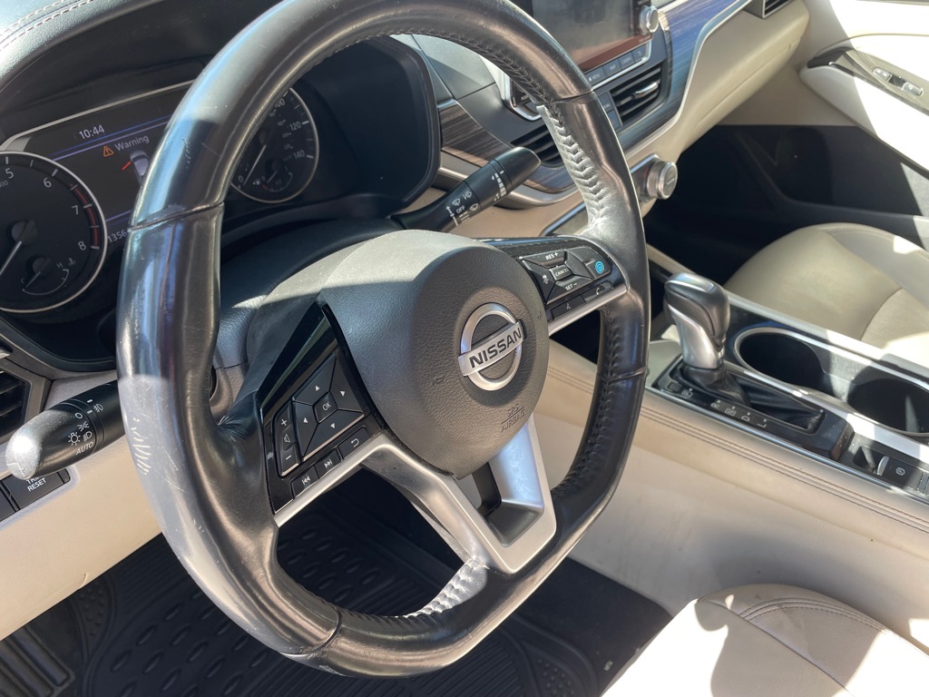 Photo 16 of this NISSAN ALTIMA