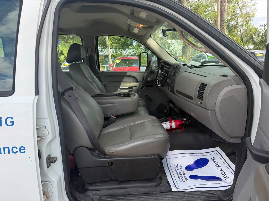 Photo 9 of this CHEVROLET SILVERADO 3500