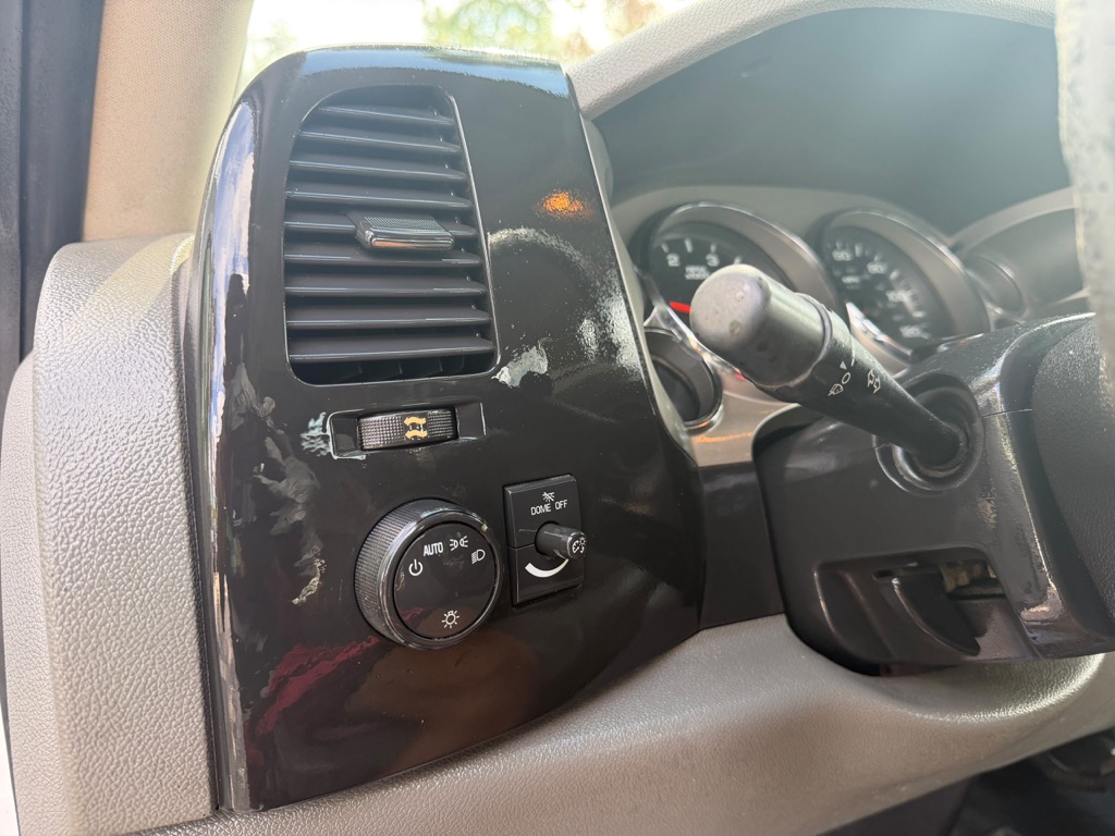 Photo 15 of this CHEVROLET SILVERADO 3500