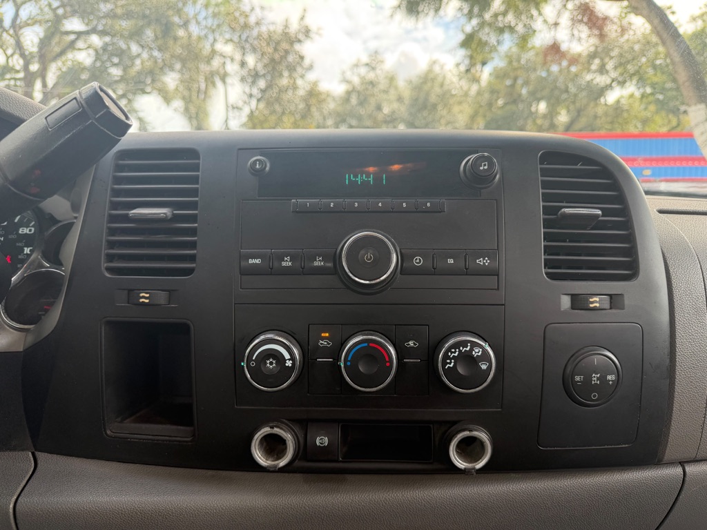 Photo 11 of this CHEVROLET SILVERADO 3500