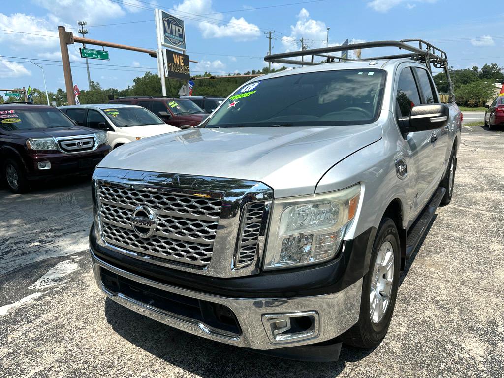 2017 NISSAN TITAN