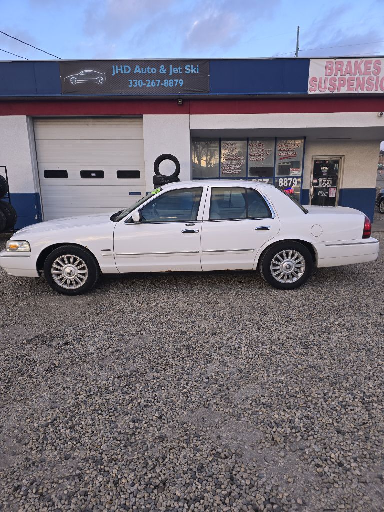 2009 MERCURY GRAND MARQUIS LS for sale at JHD Automotive Sales & Service