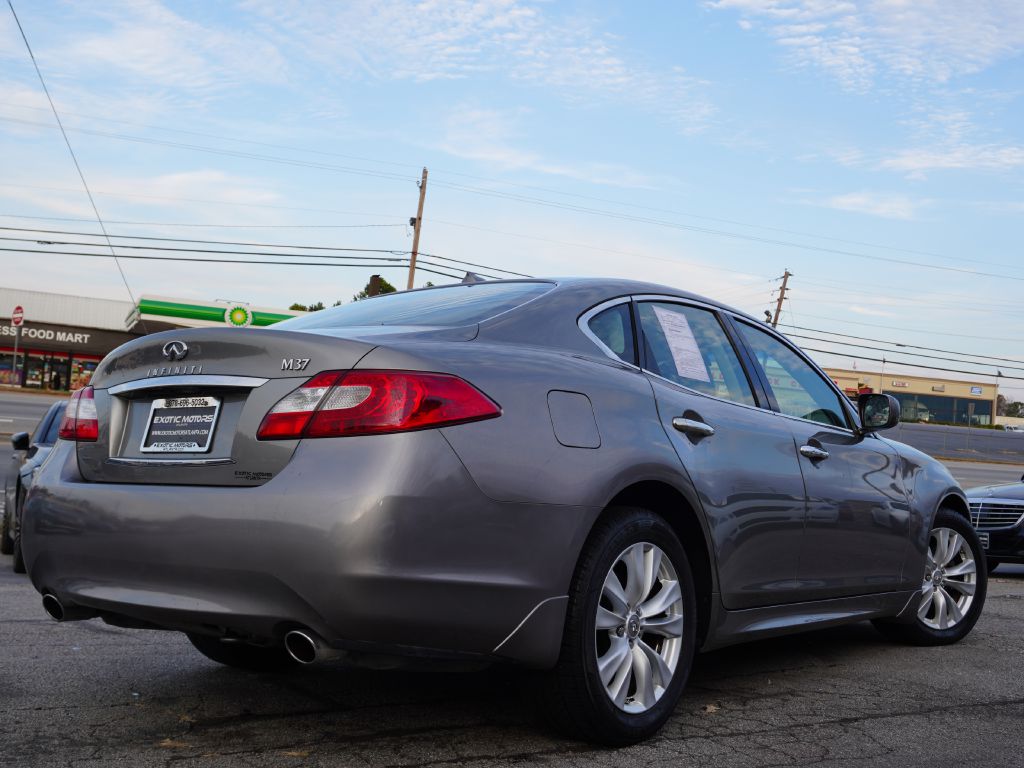 INFINITI M37 2011 INFINITI M37 JN1BY1AP3BM325663