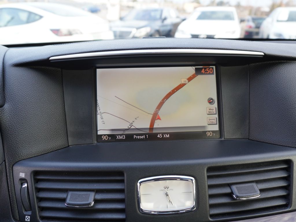 INFINITI M37 2011 INFINITI M37 JN1BY1AP3BM325663