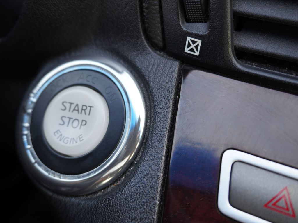 INFINITI M37 2011 INFINITI M37 JN1BY1AP3BM325663