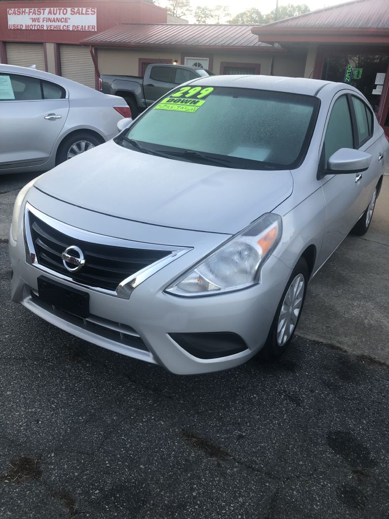 2019 NISSAN VERSA