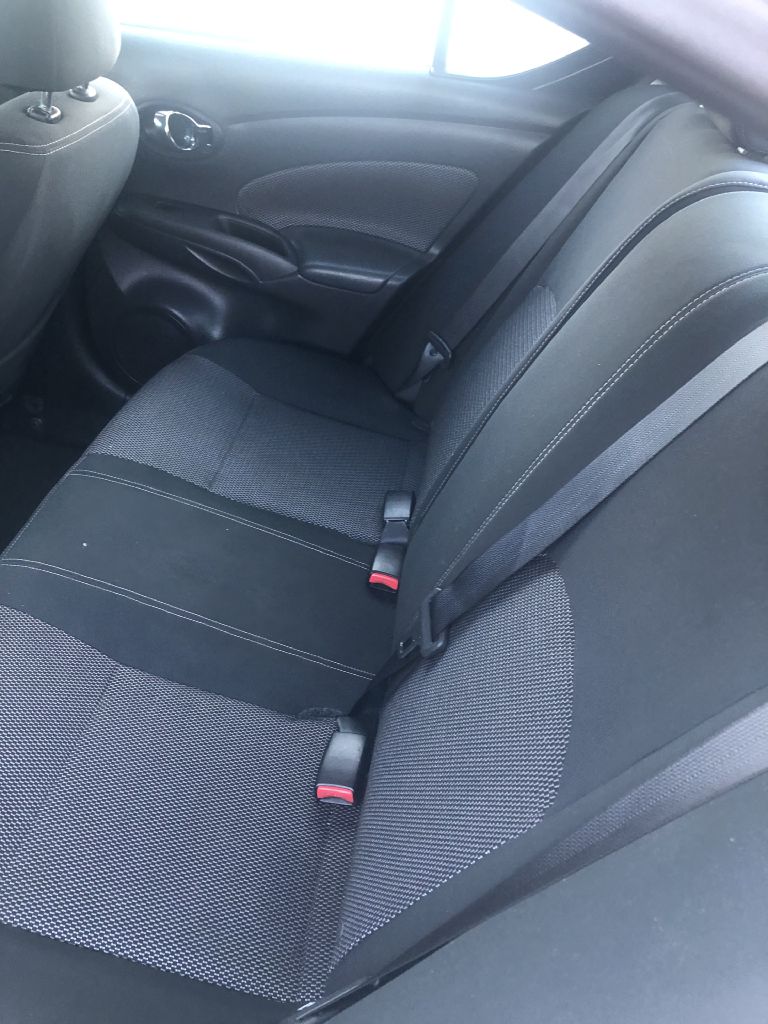 Photo 5 of this NISSAN VERSA