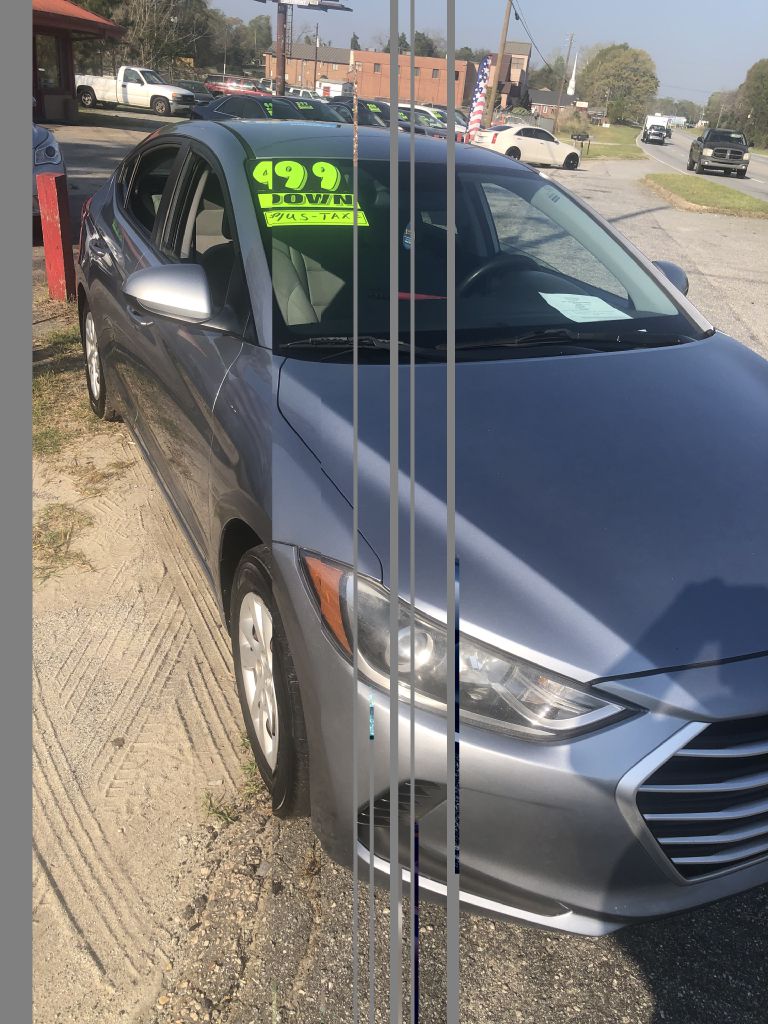 Photo 2 of this HYUNDAI ELANTRA