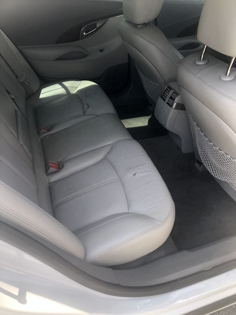 Photo 3 of this BUICK LACROSSE