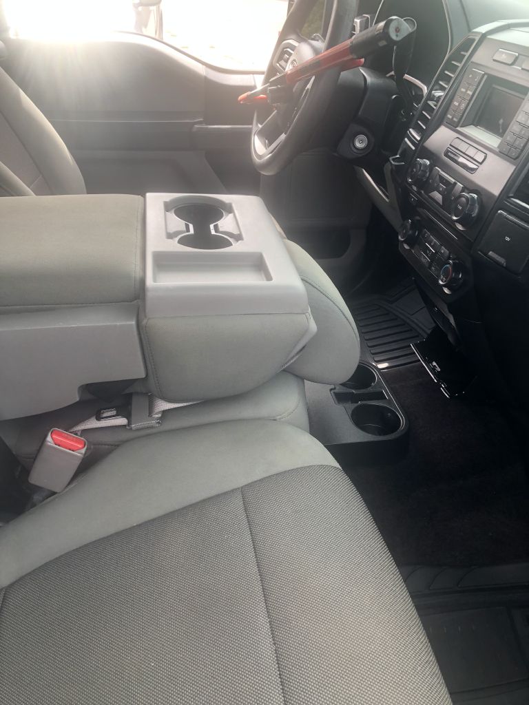 Photo 4 of this FORD F150 XL
