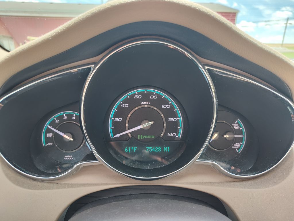 Photo 7 of this CHEVROLET MALIBU