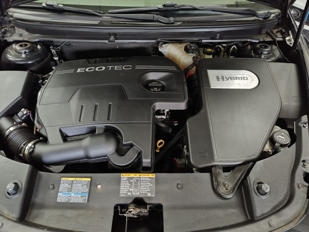 Photo 9 of this CHEVROLET MALIBU