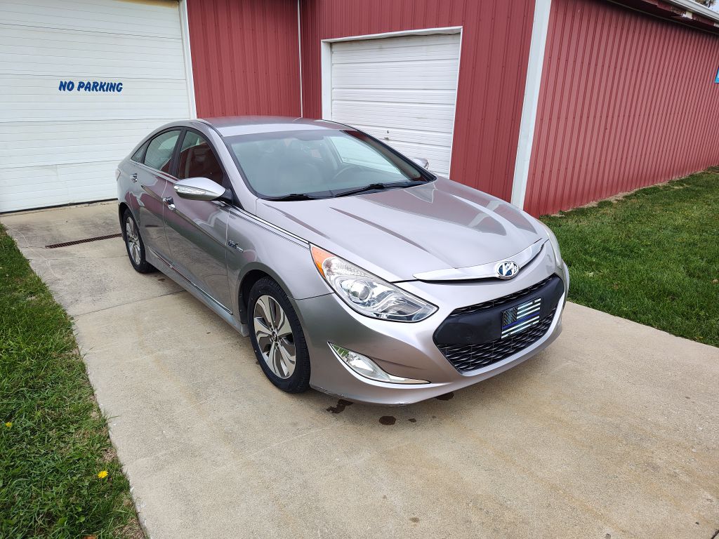 Photo 4 of this HYUNDAI SONATA