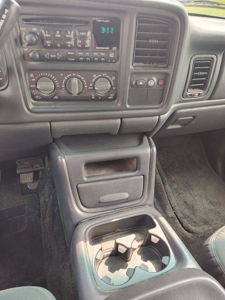 Photo 8 of this CHEVROLET AVALANCHE