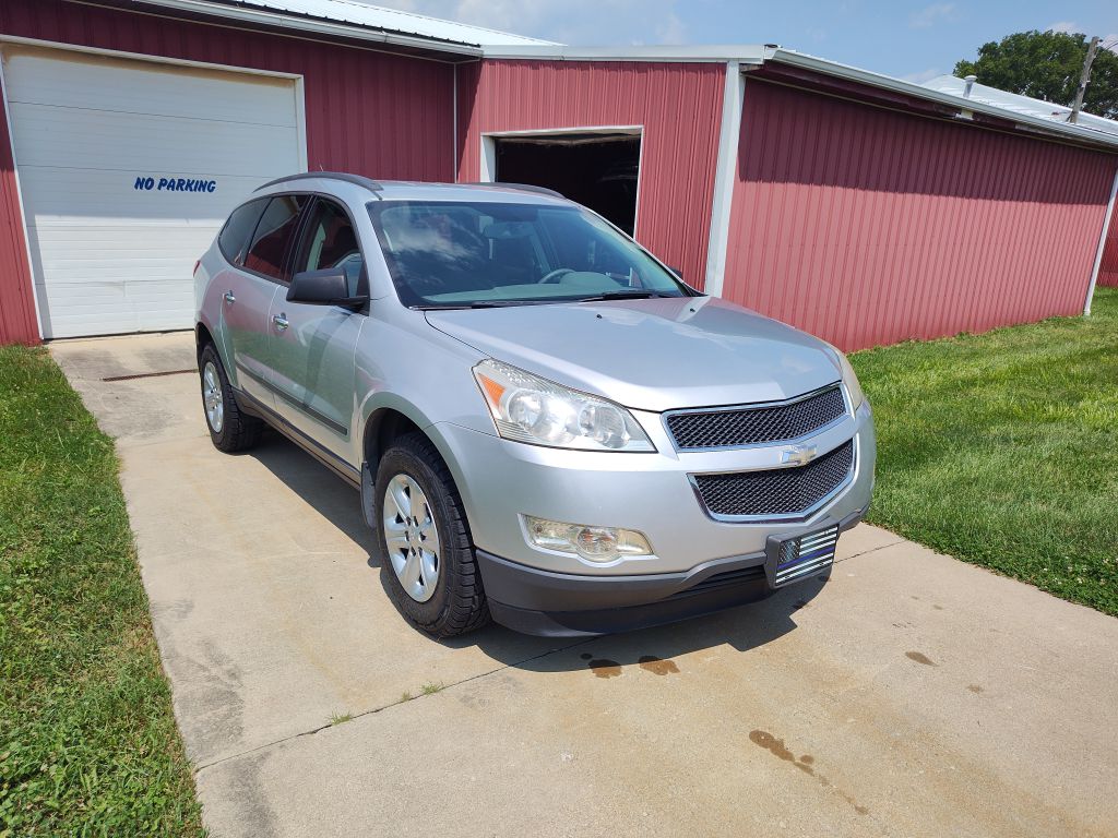 Photo 4 of this CHEVROLET TRAVERSE