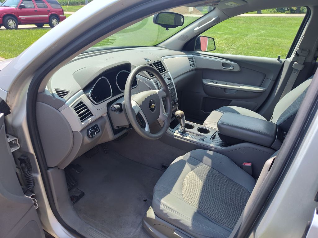 Photo 5 of this CHEVROLET TRAVERSE