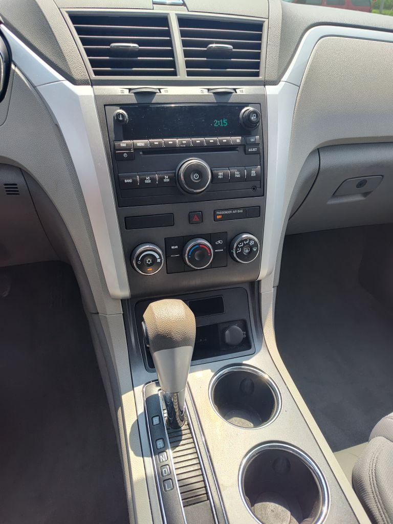 Photo 9 of this CHEVROLET TRAVERSE