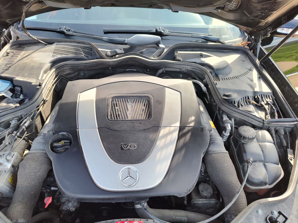 Photo 9 of this MERCEDES-BENZ E-CLASS