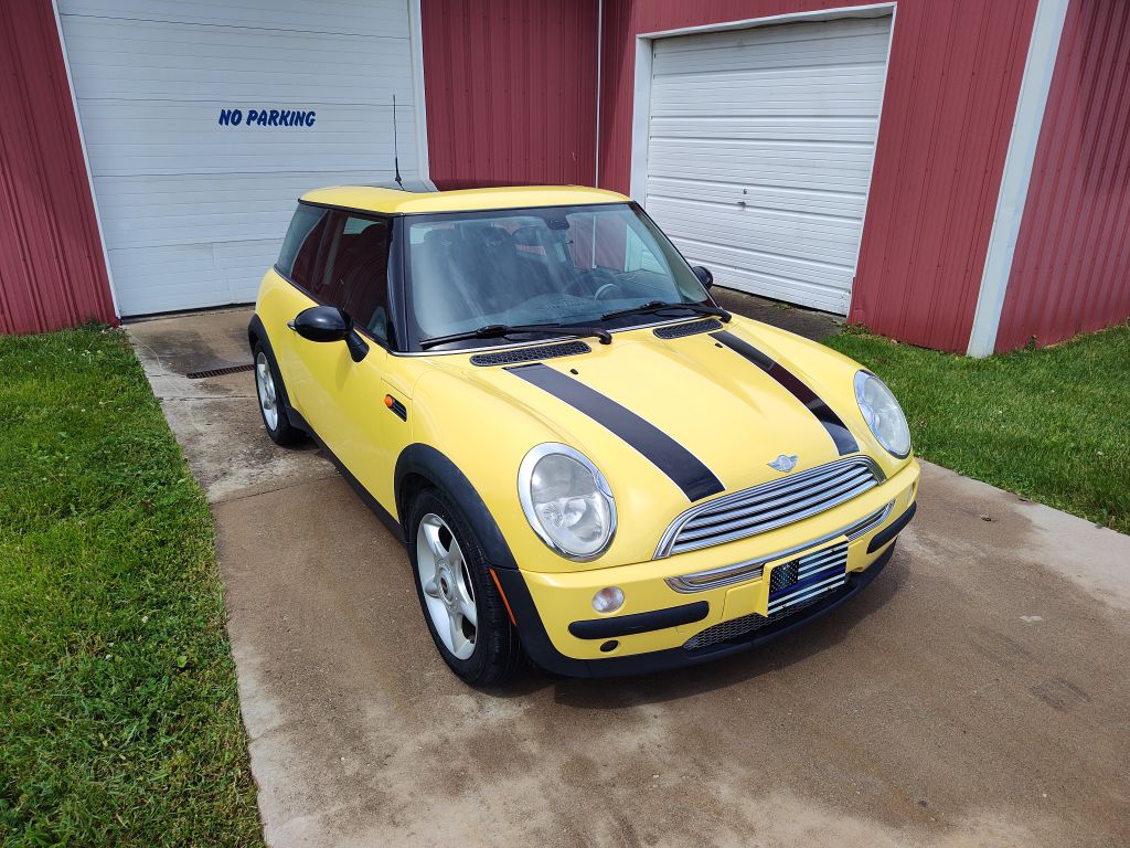 Photo 4 of this MINI COOPER