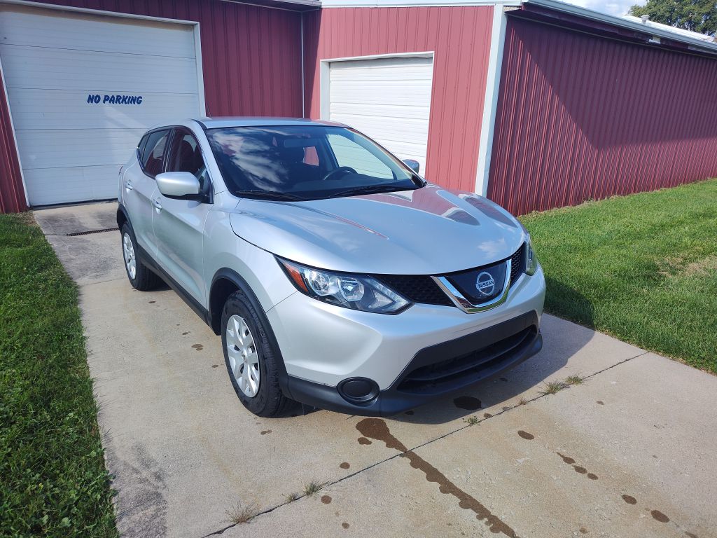 Photo 4 of this NISSAN ROGUE SPORT