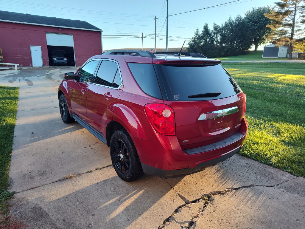 Photo 2 of this CHEVROLET EQUINOX