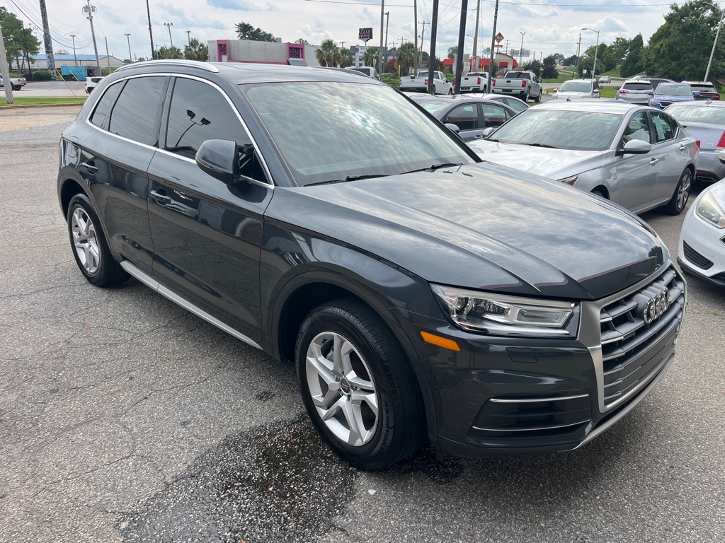 Photo 4 of this AUDI Q5