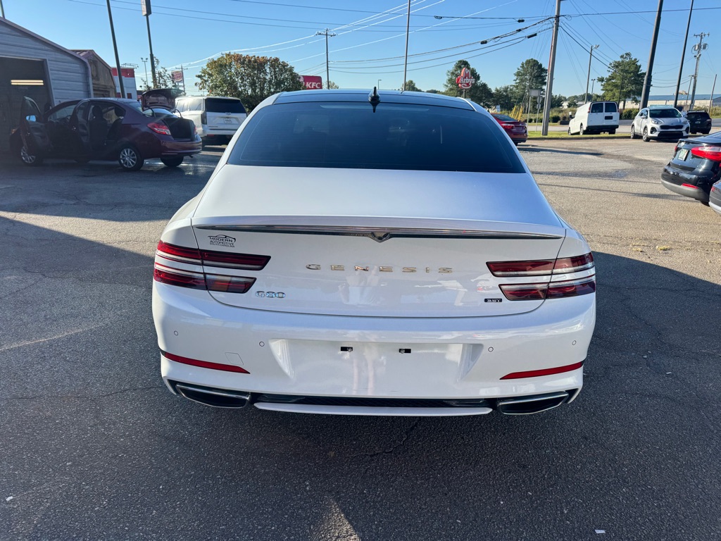 Photo 4 of this GENESIS G80