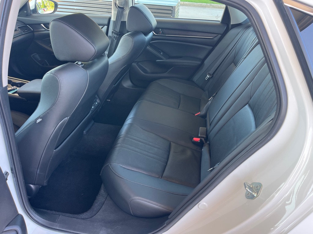 Photo 11 of this HONDA ACCORD