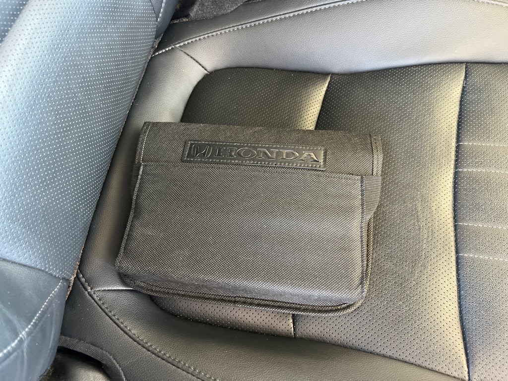 Photo 12 of this HONDA ACCORD