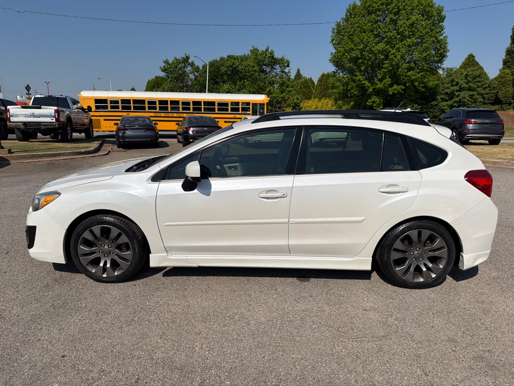 Photo 7 of this SUBARU IMPREZA