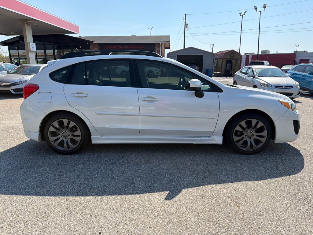 Photo 8 of this SUBARU IMPREZA