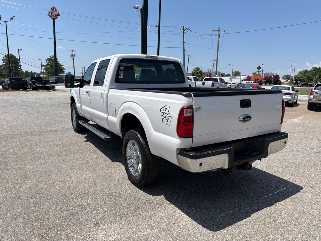 Photo 2 of this FORD F350