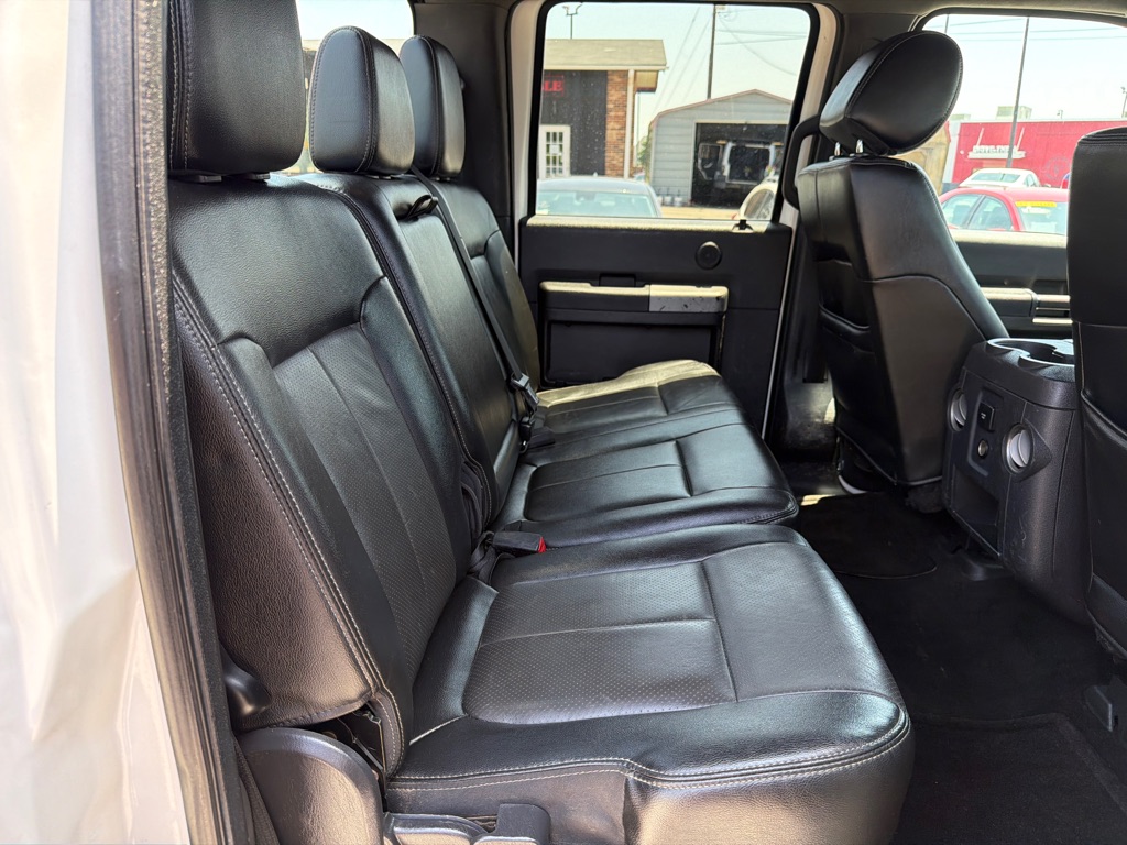 Photo 23 of this FORD F350