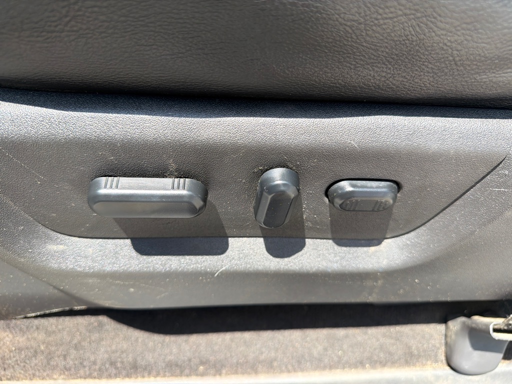 Photo 14 of this FORD F350