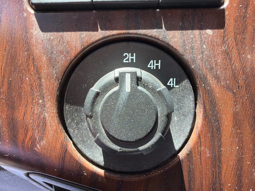 Photo 18 of this FORD F350