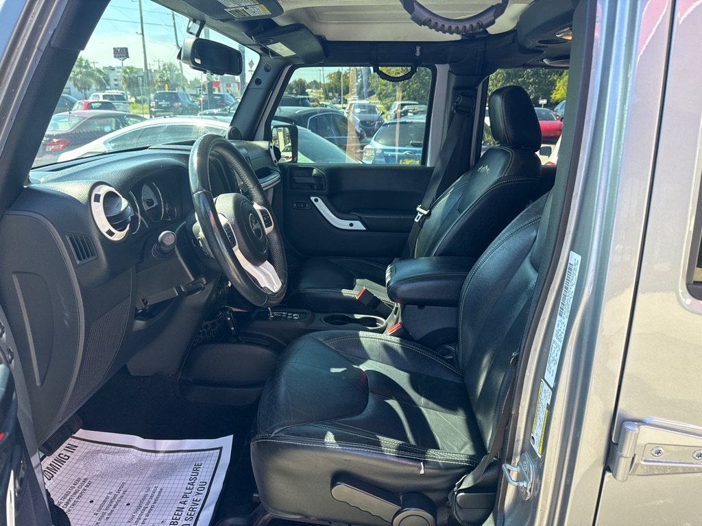 Photo 7 of this JEEP WRANGLER UNLIMI