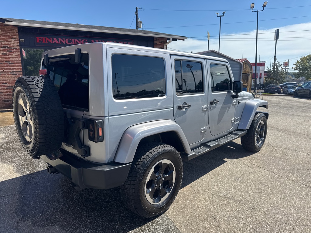 Photo 5 of this JEEP WRANGLER UNLIMI