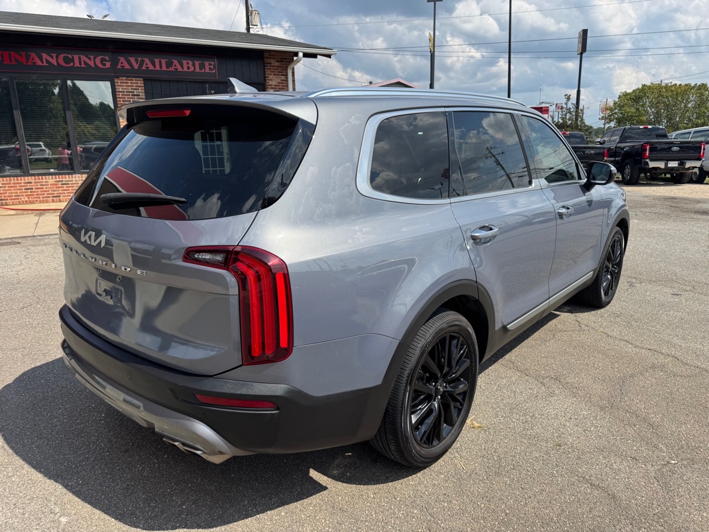 Photo 4 of this KIA TELLURIDE
