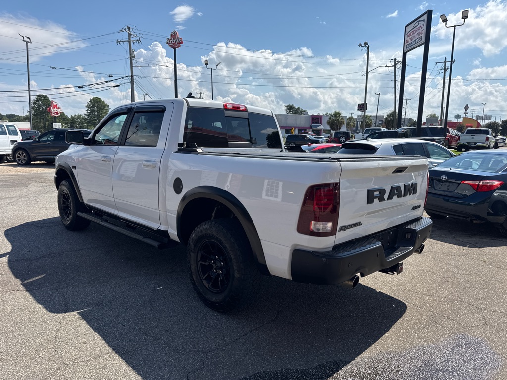 Photo 3 of this RAM 1500