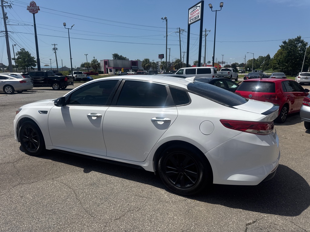 Photo 2 of this KIA OPTIMA