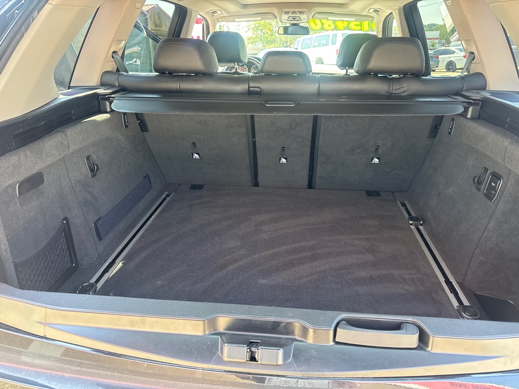 Photo 8 of this BMW X5