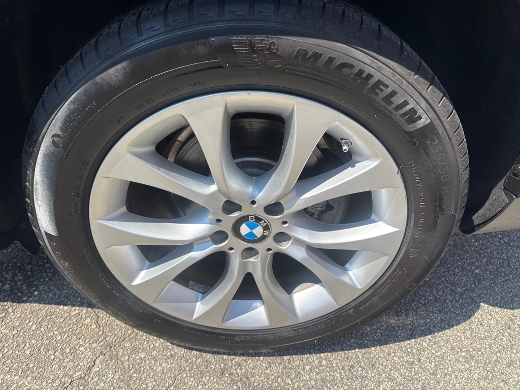 Photo 5 of this BMW X5