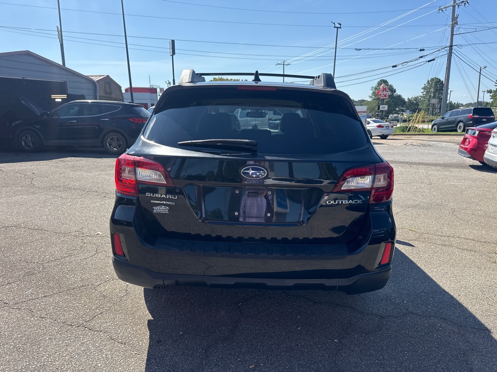 Photo 3 of this SUBARU OUTBACK