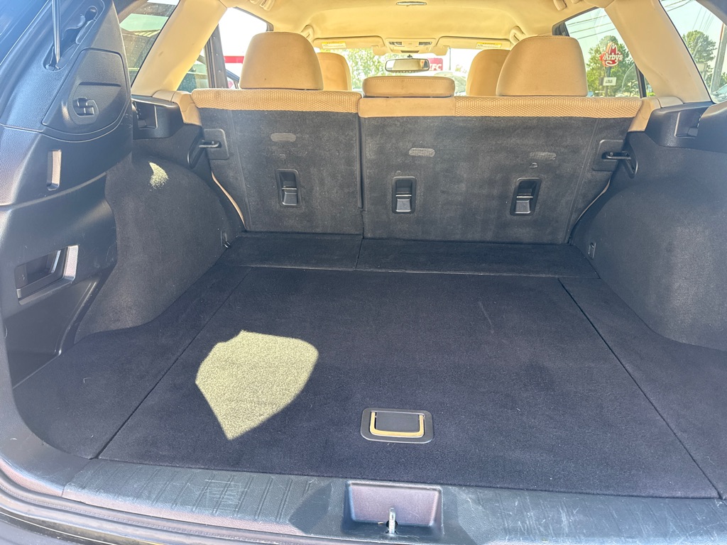 Photo 8 of this SUBARU OUTBACK