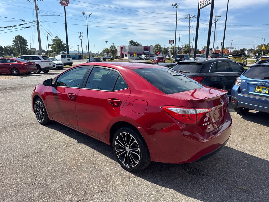 Photo 3 of this TOYOTA COROLLA